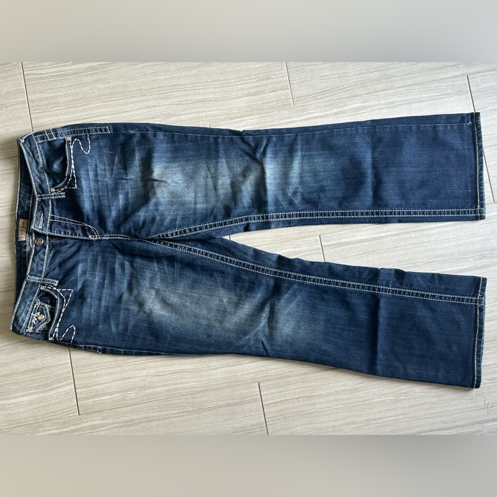 EUC Earl Jeans with embellished packets
